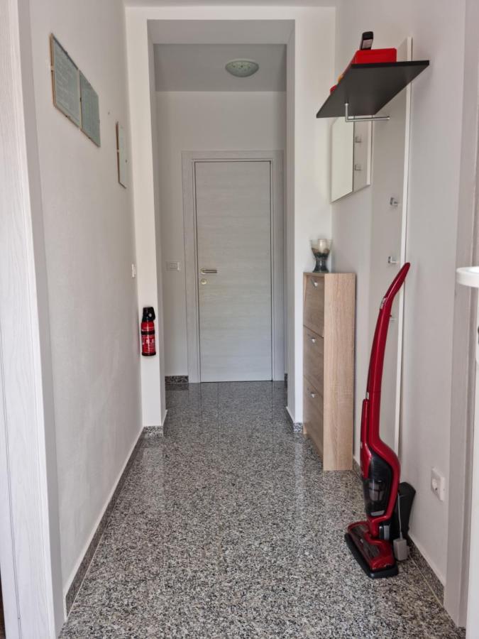 Appartments D&D Peroj Luaran gambar